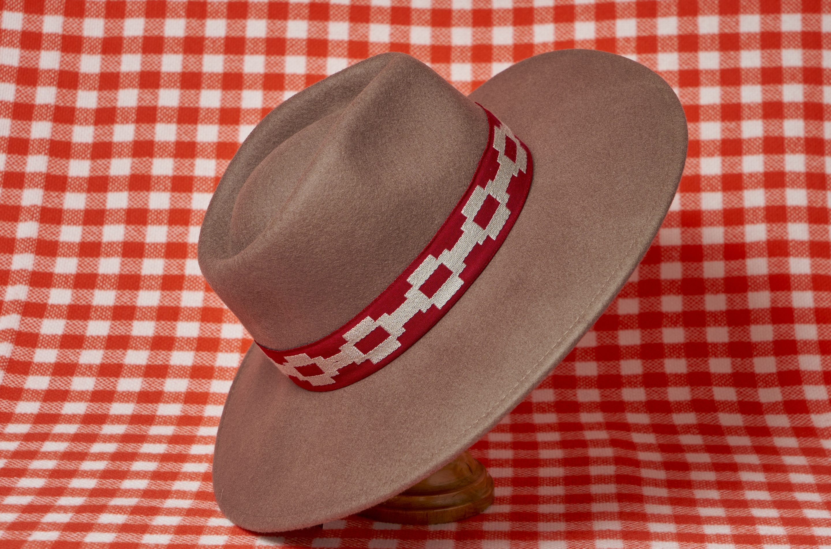 cappello fascia rossa donna - immagine 2